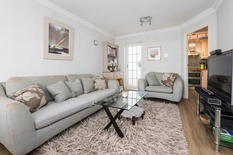 3 bedroom terraced house to rent, Brunswick Mews, Hove BN3 1HD