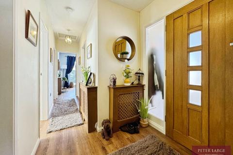 8 Gareth Close, Rhyl, LL18 2LD