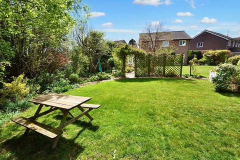 undefined, South Wonston