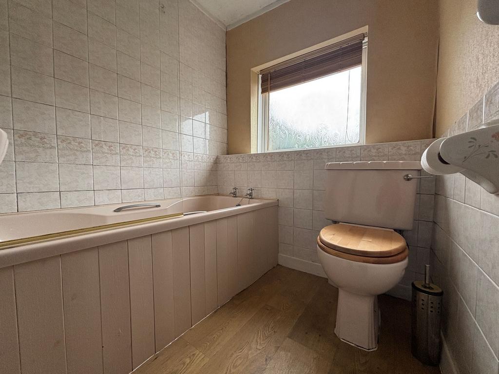 Ground Floor Bathroom