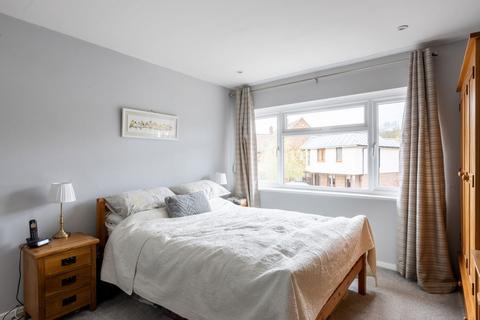 2 Ashden Walk, Tonbridge, TN10 3RL