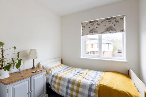 2 Ashden Walk, Tonbridge, TN10 3RL