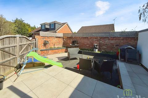 3 bedroom detached house for sale, Main Street, West Stockwith DN10