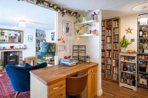 Flat 1, 7 Brunswick Square, Gloucester, GL1 1UG