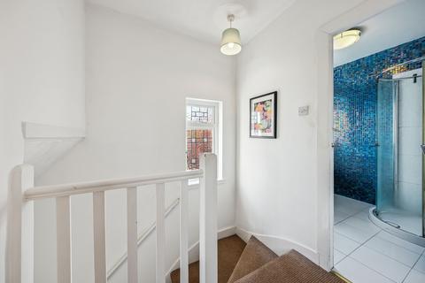 76 Crosslees Drive, Thornliebank, Glasgow, G46 7DT