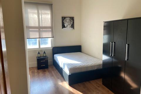 1 bedroom apartment to rent, Windsor Chambers, 26-30 John William Street, Huddersfield, HD1