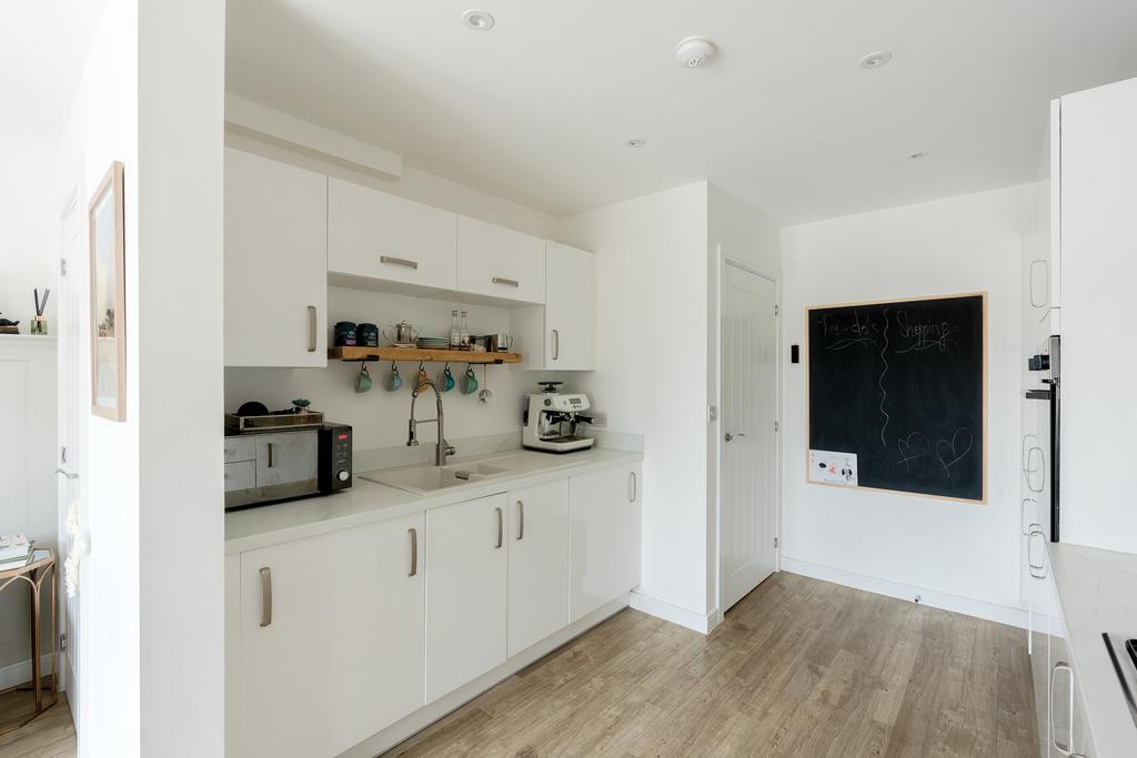 House in Catbrain, Berwick Green, Almondsbury - More