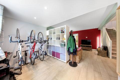 48 Kemble Road, Croydon, CR0 4JP