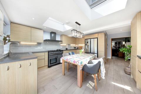 48 Kemble Road, Croydon, CR0 4JP