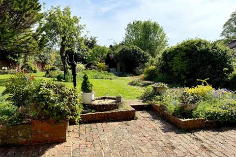 4 bedroom detached house for sale, Brook - Detached Period Cottage * No Onward Chain*