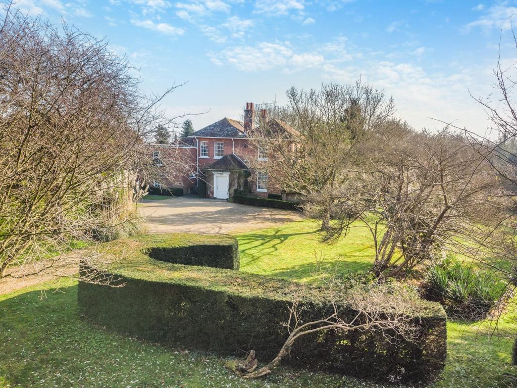 The Aumbry