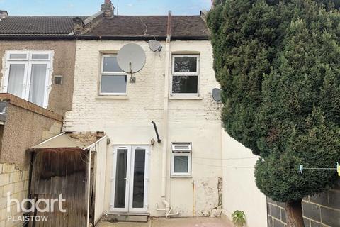3 bedroom terraced house for sale, Chadwin Road Plaistow, London