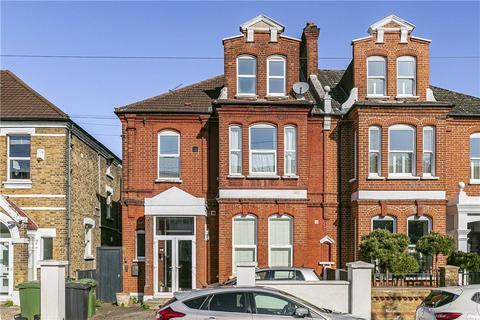 Flat 3, 37 Barrow Road, Streatham, London, SW16 5PE