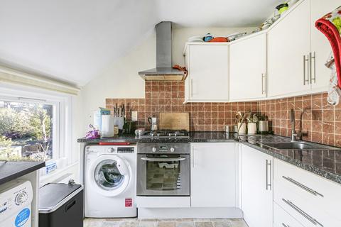 Flat 3, 37 Barrow Road, Streatham, London, SW16 5PE