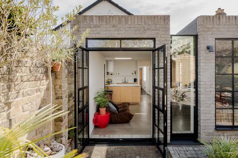 65 Edward Road, London, SE20 7JR