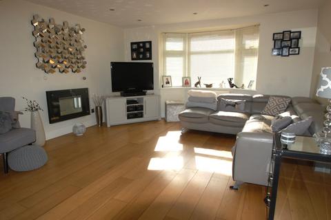 3 bedroom semi-detached house for sale, Albion Road, Chalfont St. Giles, Buckinghamshire, HP8