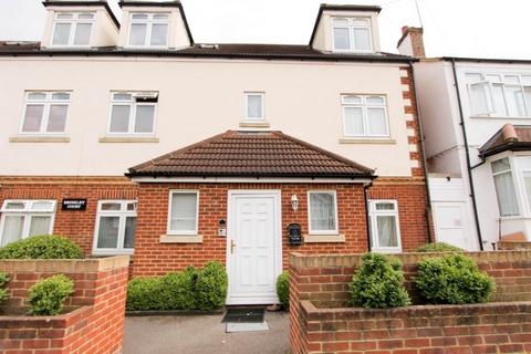 Brinkley Court, Brinkley Road, Worcester Park, KT4
