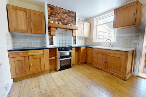 9 Whitfeld Road, Ashford, TN23 7TS