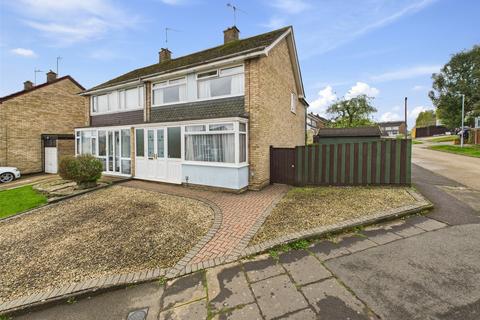 4 bedroom semi-detached house for sale, Radcliffe Drive, Ipswich, Suffolk, IP2