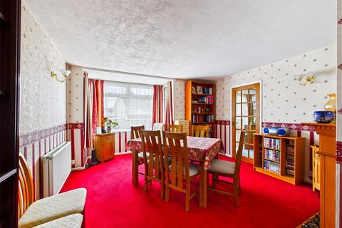 4 bedroom semi-detached house for sale, Radcliffe Drive, Ipswich, Suffolk, IP2
