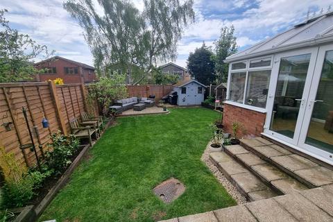 3 bedroom house for sale, Hilary Crescent, Rayleigh, Essex, SS6