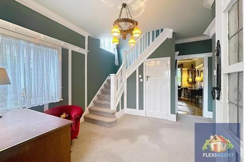 4 bedroom detached house for sale, Cromer Road, Southport PR8
