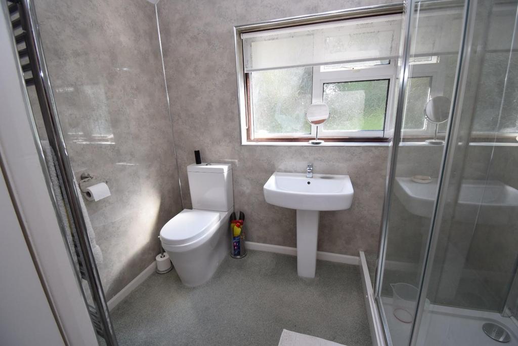 Shower Room.JPG