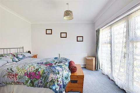 2 bedroom terraced house for sale, Chelsea Close, Bexhill-On-Sea