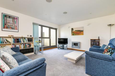2 bedroom link detached house for sale, Hazel Court, Winchester, SO22