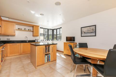 2 bedroom link detached house for sale, Hazel Court, Winchester, SO22