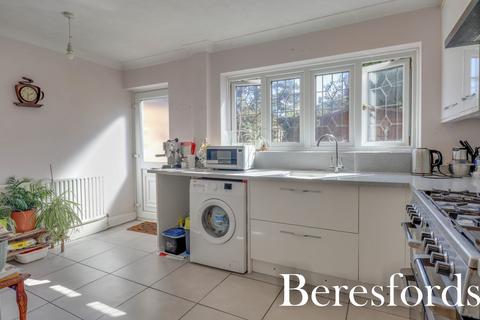 3 bedroom terraced house for sale, Courage Walk, Hutton, CM13
