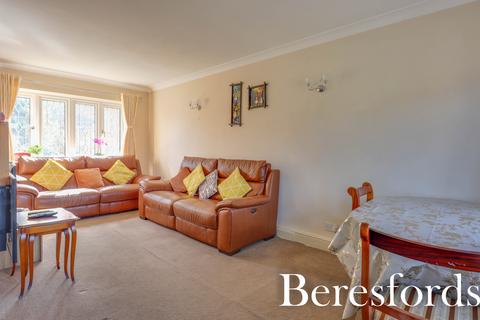 3 bedroom terraced house for sale, Courage Walk, Hutton, CM13