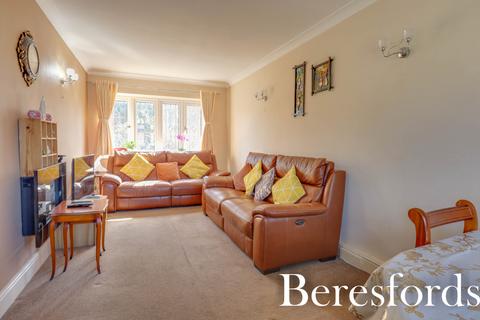 3 bedroom terraced house for sale, Courage Walk, Hutton, CM13