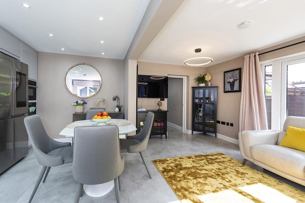 Kitchen/Living Room