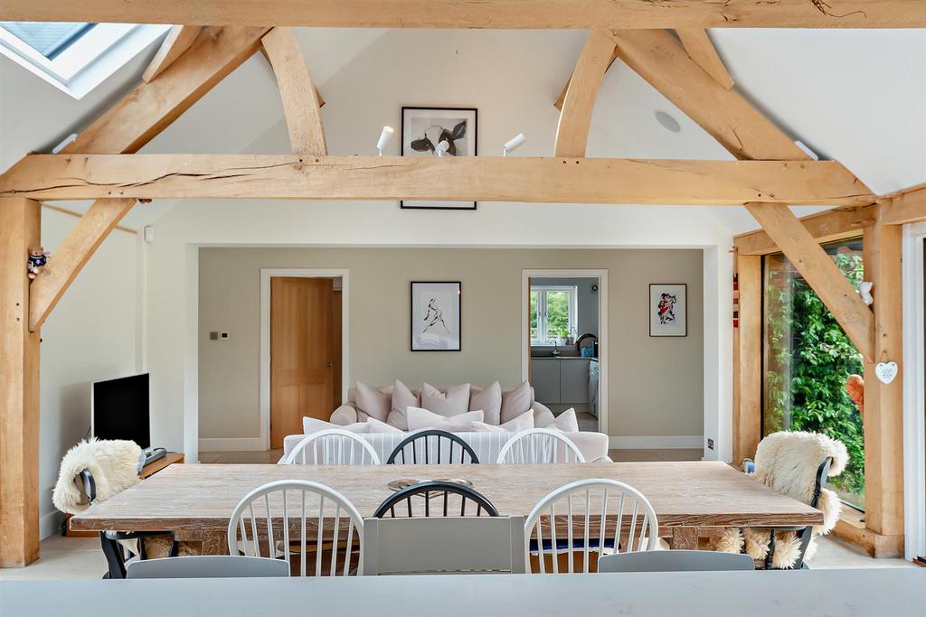 8616641-interior07-800.jpg