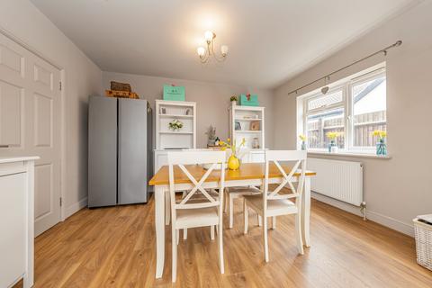 3 bedroom semi-detached house for sale, Ashford TW15