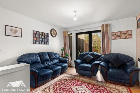 14 Brickcroft Hoppit, Harlow, CM17 9FJ