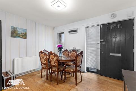 14 Brickcroft Hoppit, Harlow, CM17 9FJ