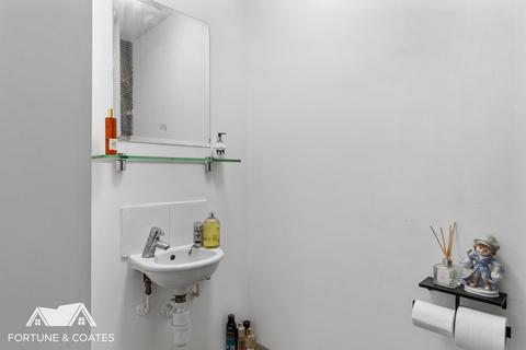 14 Brickcroft Hoppit, Harlow, CM17 9FJ