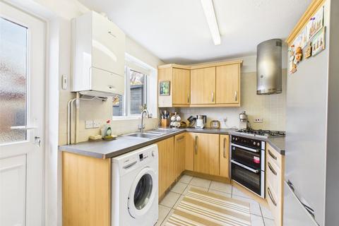2 bedroom terraced house for sale, Sandpiper Close, Worcester, Worcestershire, WR5
