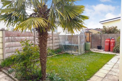 2 bedroom park home for sale, Bradenstoke, Wiltshire, SN15
