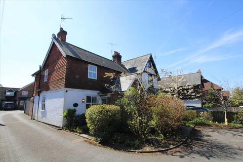 1, Oak Cottage Headley Road, Grayshott, Hindhead, GU26 6TZ
