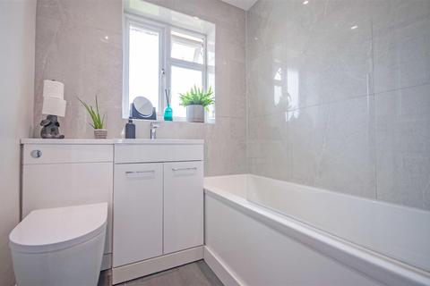 148 Beardsley Drive, Chelmsford, CM1 6ZG