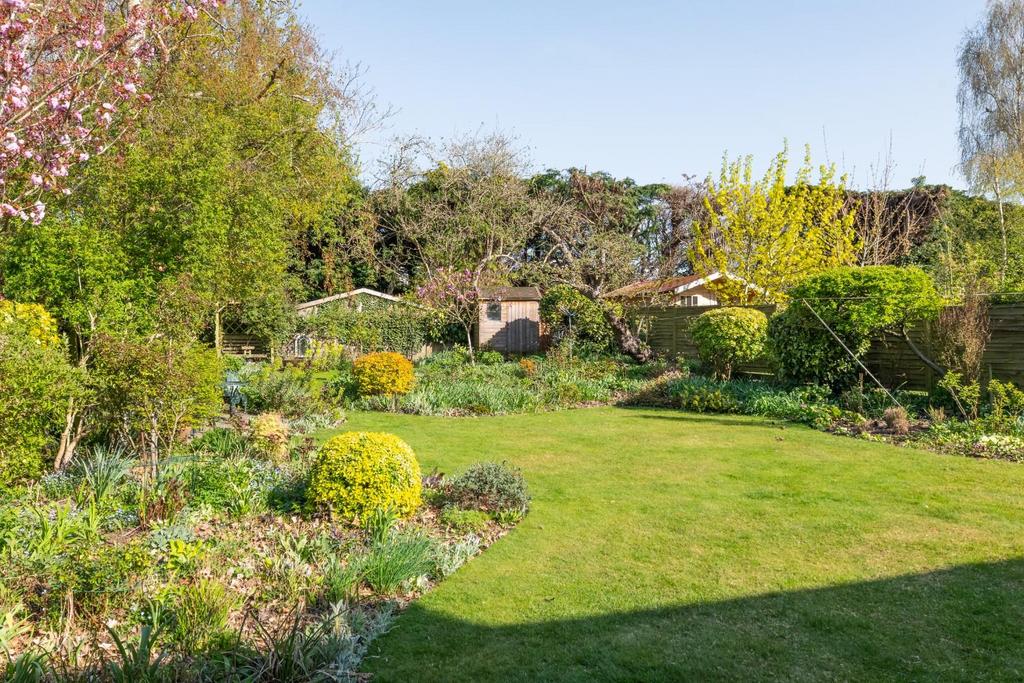 GARDEN-9.jpg