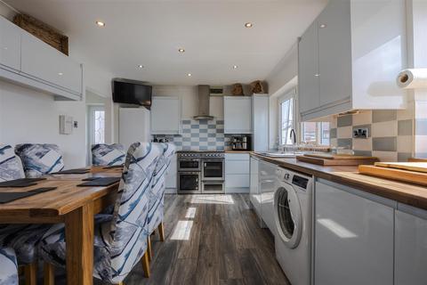undefined, Hayton Close, Winterton