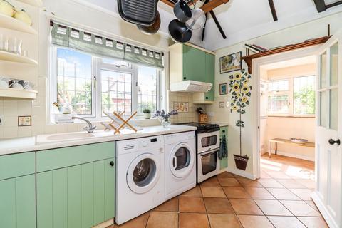 3 bedroom detached house for sale, The Common, Chipperfield, WD4