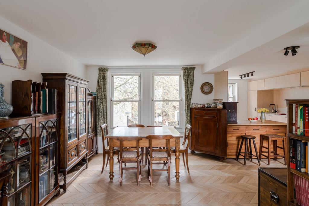275857 - Flat B, 13 Clerkenwell Close-22.jpg