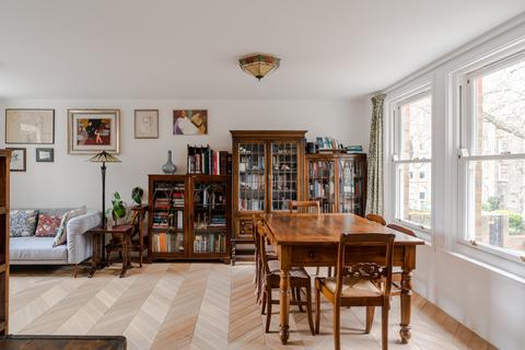 Flat B, 13 Clerkenwell Close, London, EC1R 0DY