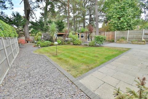 6 bedroom detached house for sale, Golf Links Road, Ferndown, BH22