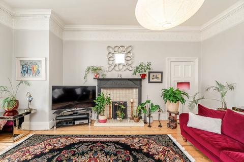 163/8 Bruntsfield Place, Edinburgh, EH10 4DG